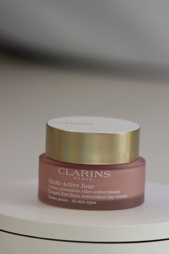 Clarins Multi-Active Jour Day Cream 50 ml pflanzlich für Frauen ab 30 jeden Haut - Bild 3 von 4