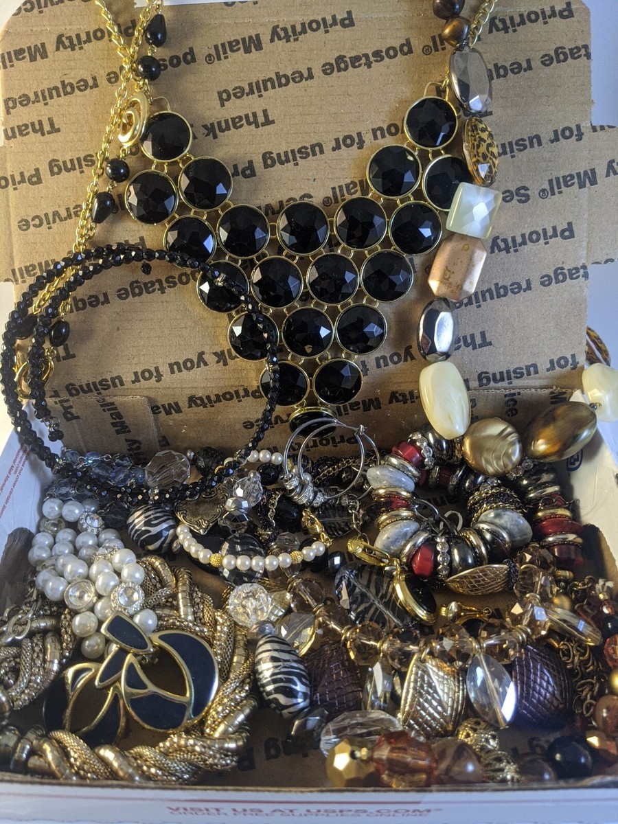 Vintage Modern Costume Jewelry Lot Small Flat Rate Statement Necklace  Earring ew