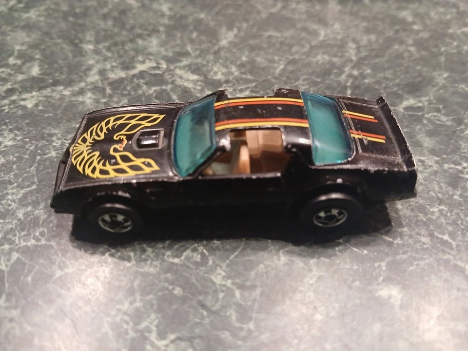 Pontiac Firebird 1977 Hot Wheels Hot Bird transmisión automática negro - Hong Kong Foto 2 de 2