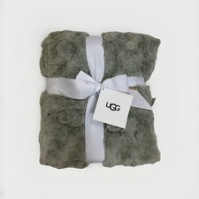 UGG Duffield II Oversized Faux Fur Throw Blanket 50x70 Gray Seal Soft New Tags