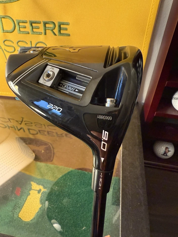 Driver Mizuno ST-G 220 ajustável 9,0 graus, X-rígido HZRDUS preto fumaça 6,5 60g - Imagem 2 de 4