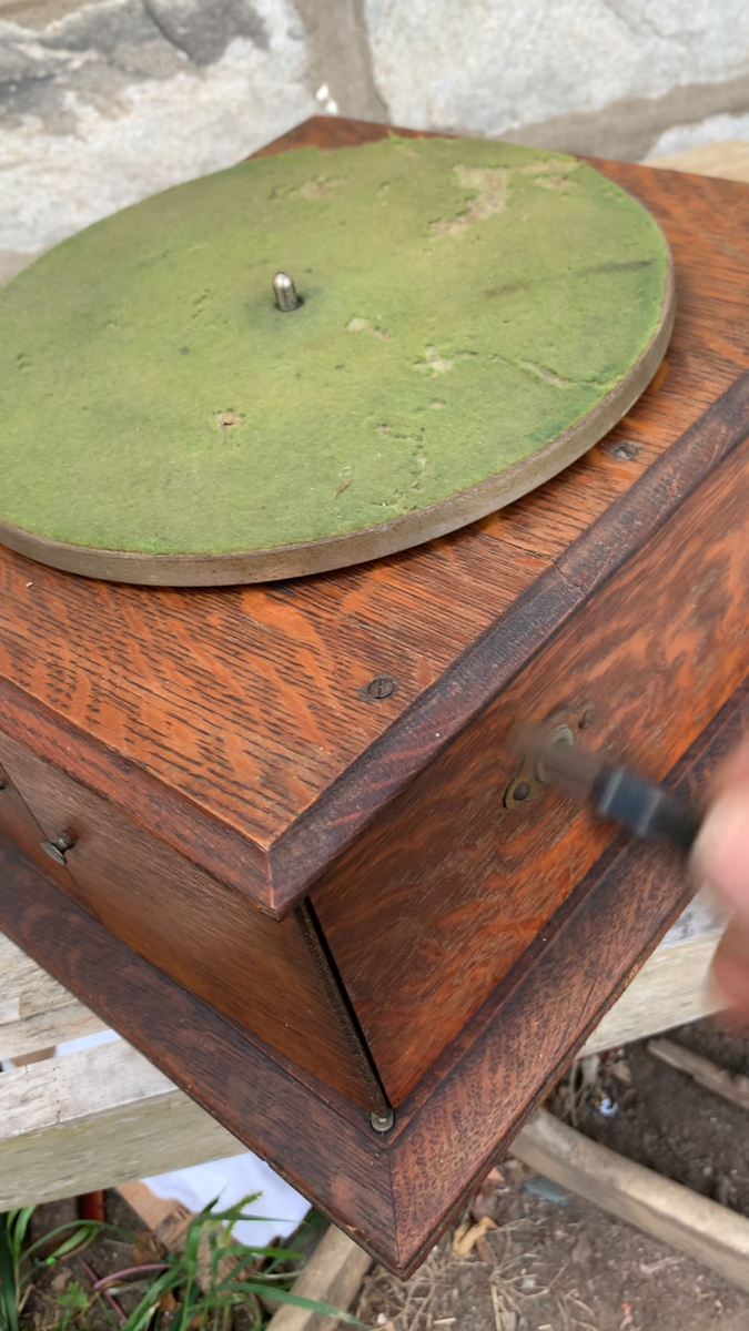 Victor Victrola VV-1V Antique 1904 Phonograph Record Player S/N