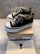 AMI PARIS Men’s 1980 Low Top Sneakers Black UK 7 EU 41