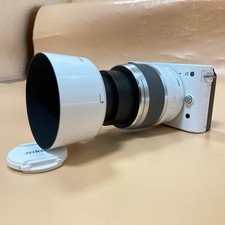 With SD Card Nikon 1 J1 Mirrorless Camera White