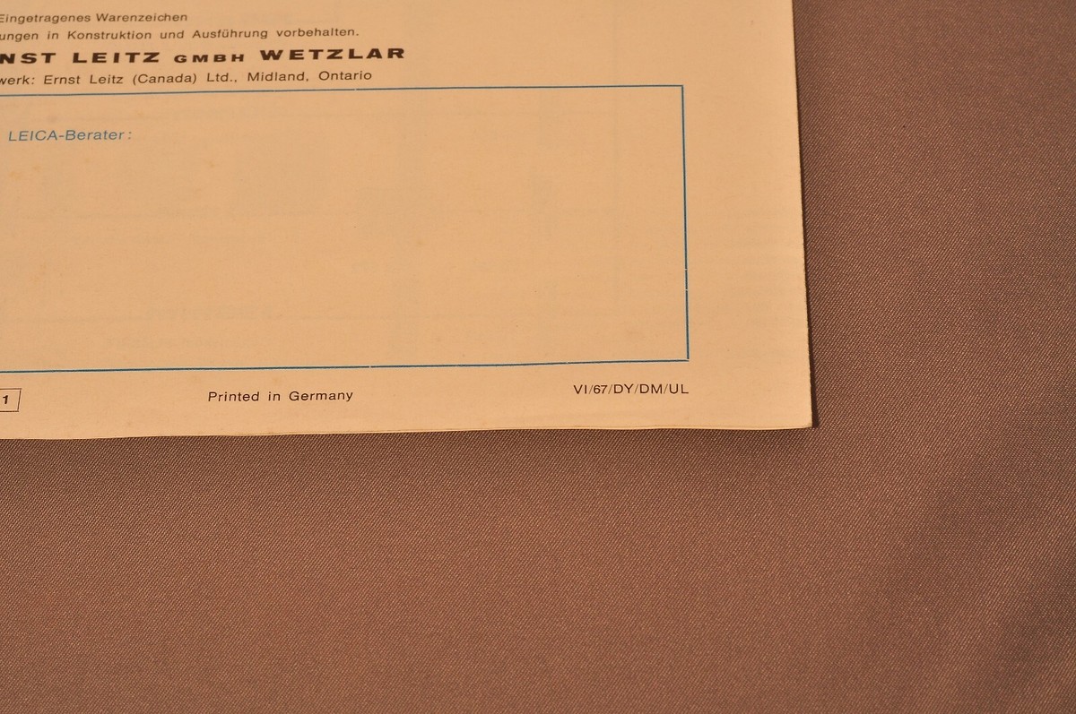 Leica, Das Balgeneinstellgerät II Focusing Bellows II German Brochure, c1967