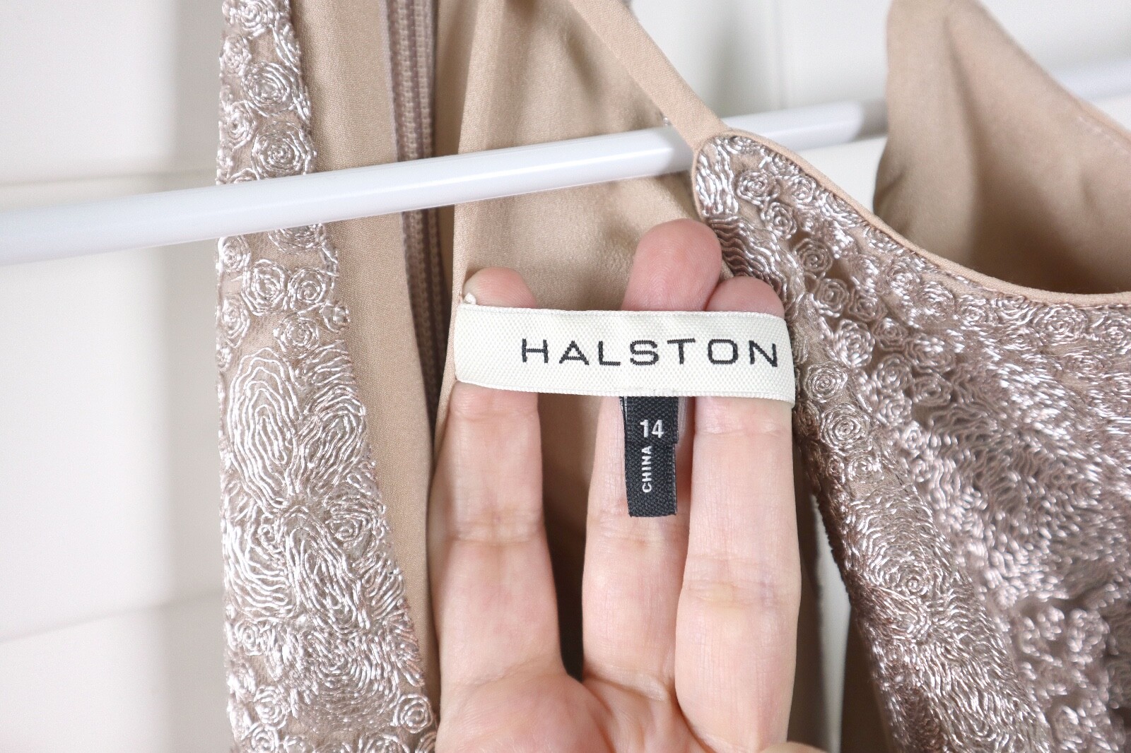 HALSTON Collection $595 Rose Gold Embroidered Maxi Evening Dress Size 14