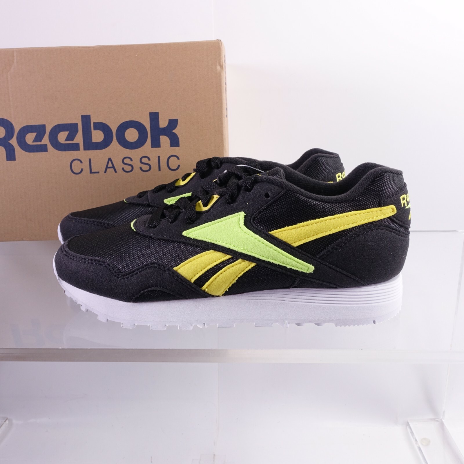 Mand constant impliceren Reebok Classic Rapide MU Sneakers Size 6 Women&#039;s / 4.5 Unisex / Youth  Black Neon | eBay