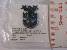 US Navy Master Chief Collar Insignia black subdued 8455009353251 unopened