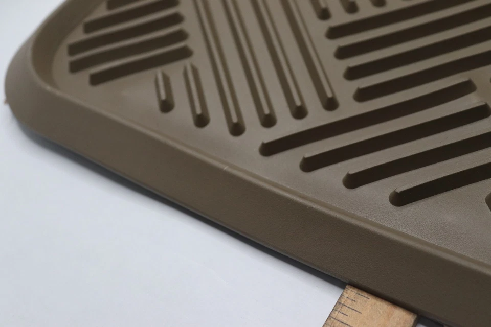 Remington Automotive Rear Mat Tan Rubber 805  - Image 2 of 3