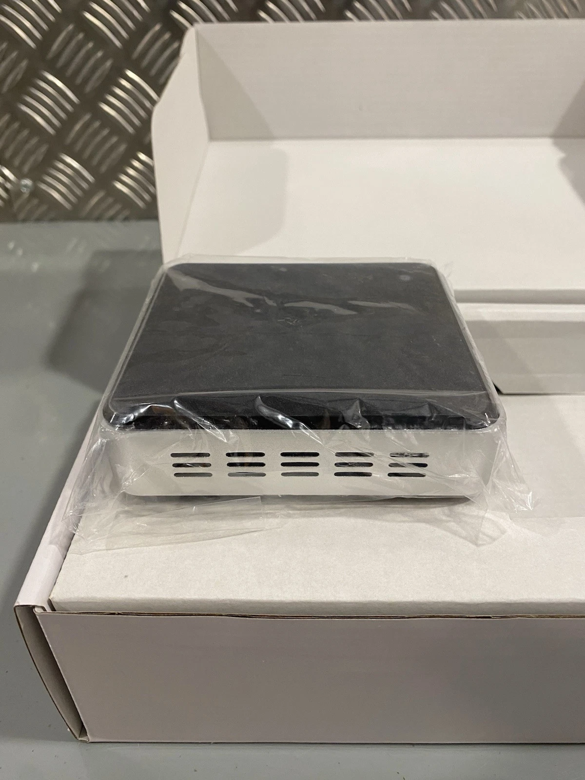 AD+SIGN DS-1 Digital Signage Media Player Brand New Multiple Available 8
