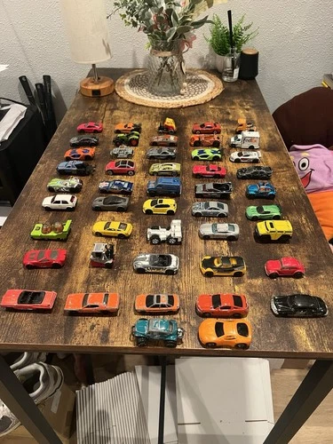 Hot Wheels Lot 47 Cars Vehicles; Matchbox, Hot Wheels 2000’s And 2010’s Few 80’s