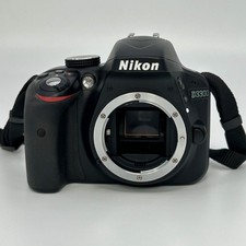 MINT Nikon D3300 Digital SLR Camera - Black Body Only - Screen Crack - Used