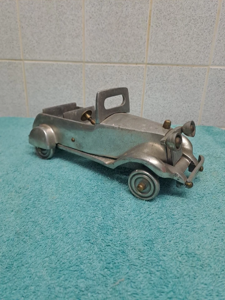 Rolls Royce Silver Ghost hecho a mano en revestimiento de níquel cromado Foto 2 de 4