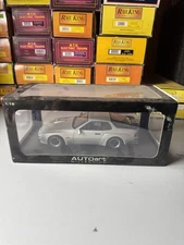 AUTOart Millennium 1:18 Porsche 924 Carrera GT (1980)