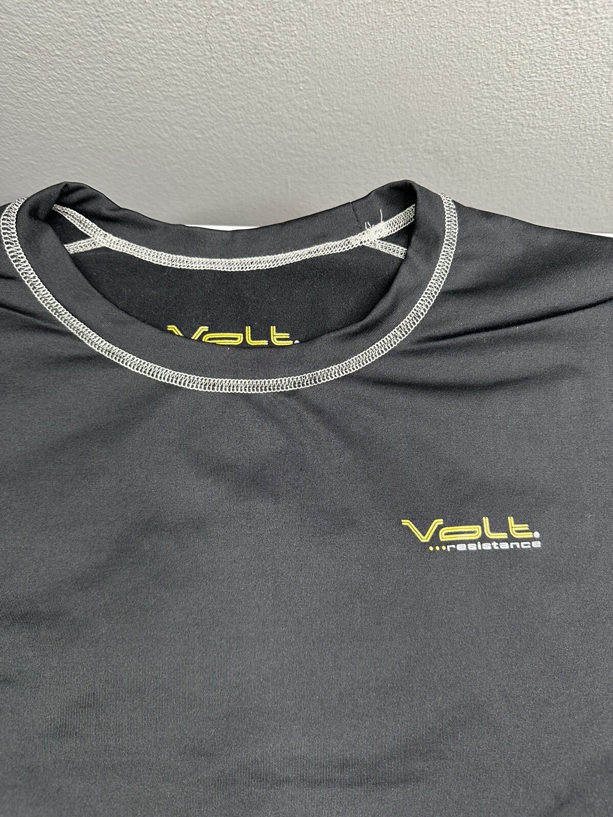 VOLT Resistance Zero Layer Heated Pullover Mens B… - image 3