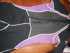 XO 2 WETSUIT 3 x 2 Womens Half Wetsuit, Size Large, Good Pre Owned Condition