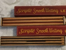 Scripto Smooth Writing Leads Finest Writing Drawing U.S.A. Blue & Red No. 132