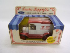 ERTL 1913 Ford Model T Tractor Supply Locking Coin Bank Die Cast 1/25 in box