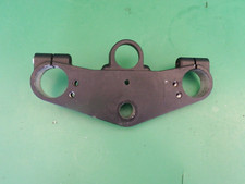 TRIUMPH TOP YOKE  900 1200 TWIN HEADLAMP TROPHY