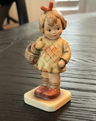hummel figurines Goebel Porcelain Décor Sculptures Figurines