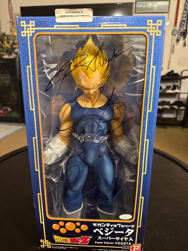 [US] NEW X-PLUS Gigantic Series Super Saiyan Vegeta PVC Painted Complete Figure