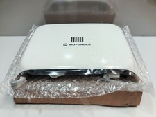 NEW OPEN BOX Motorola ML-2452-PTA2M3X3-1 6-Port MIMO Facade Antenna