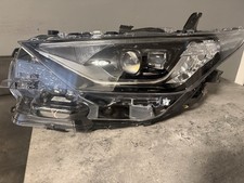 TOYOTA AURIS MK2 FRONT LEFT PASSENGER SIDE HEADLIGHT 81150-02K70