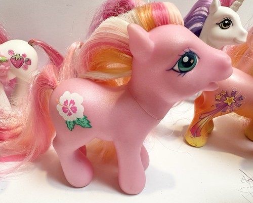 My Little Pony Lot Of 10 Ponies 2002 - 2007 All Different Some Clothing Hasbro - Picture 8 of 18
