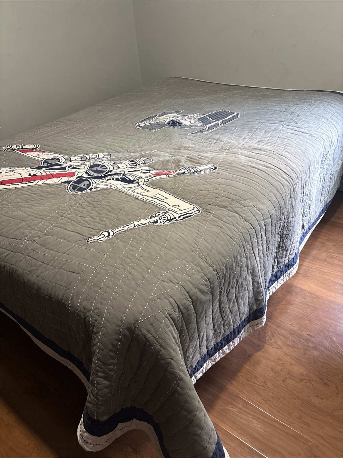 Pottery Barn Kids Star Wars Quilt Bedding 88 x 88” Full/Queen Size, X Wing