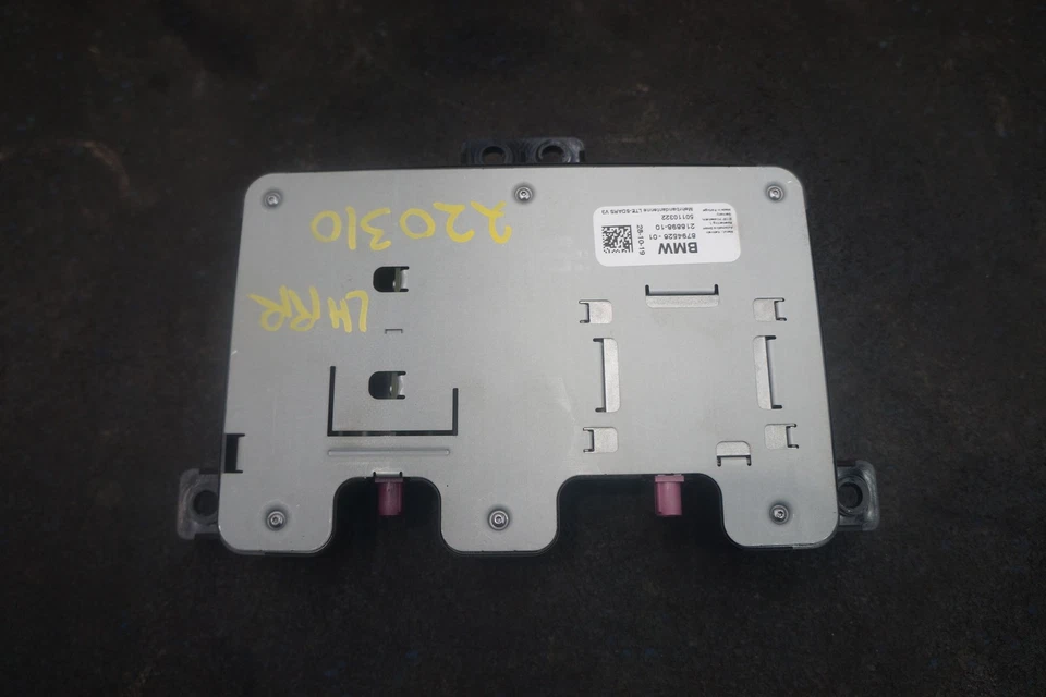 Unidad de módulo de control de antena trasera izquierda 8794526 OEM Toyota Supra 2020 Foto 2 de 4