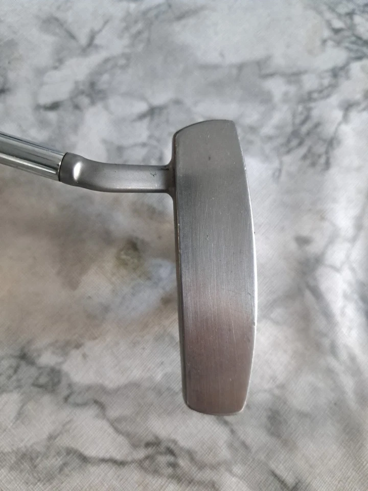 ADAMS IDEA A12 OS PUTTER, RIGHT HANDED, 34" LONG - Image 2 of 4