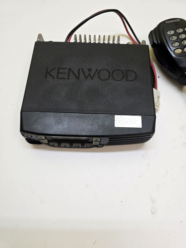 KENWOOD TK-8160GNE (440-470 MHZ) EQUIPO MOVIL PROFESIONAL DE VHF CON