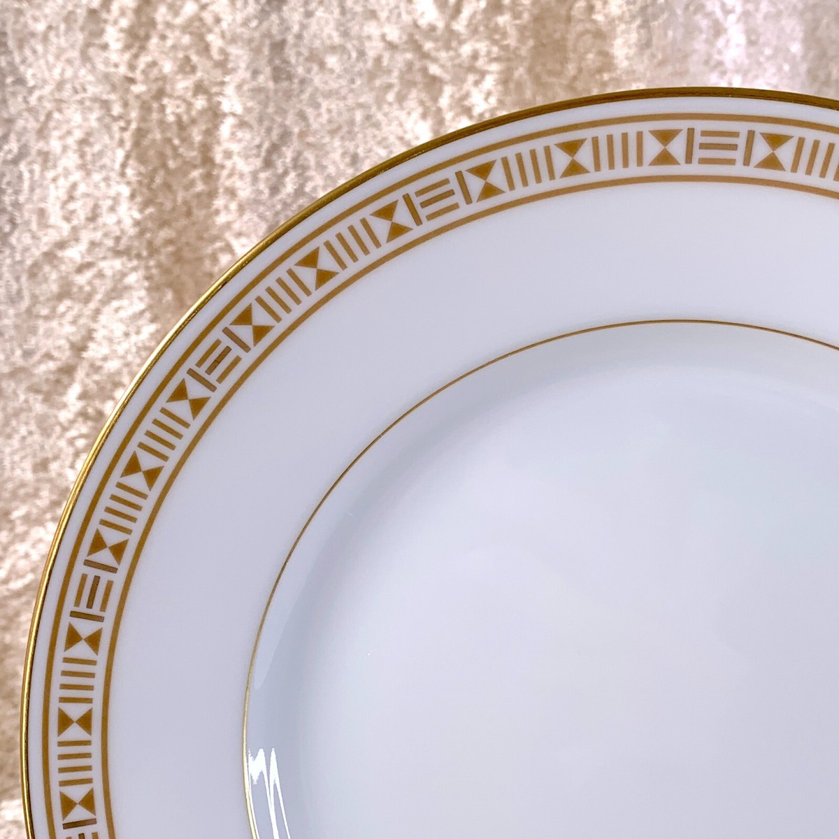 Grand Plat De Service HERMES Egee Soleil - Porcelaine Blanche 30 Cm - Occasion En Bon état