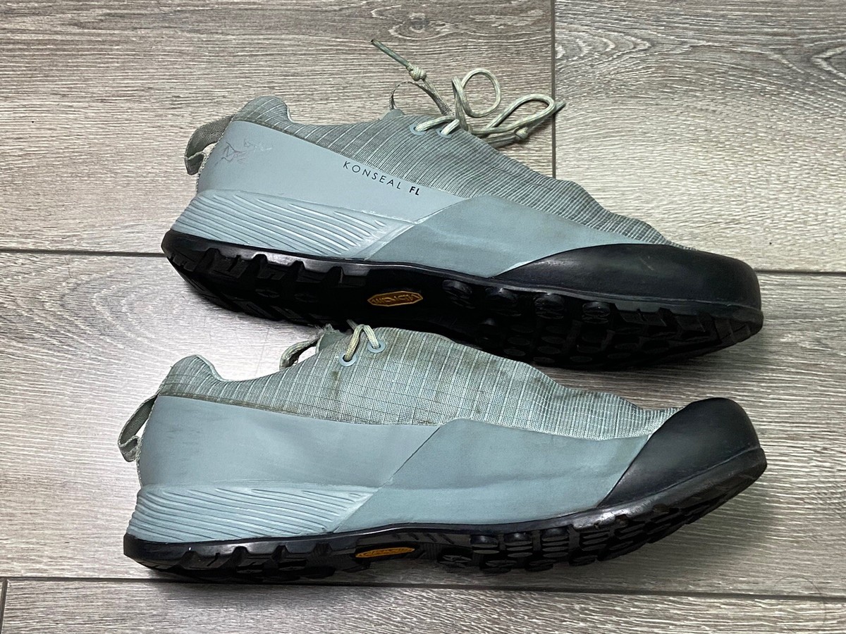 Women's Arc'teryx Size 7.5 Konseal Fl Blue Hiking Climbing Walking