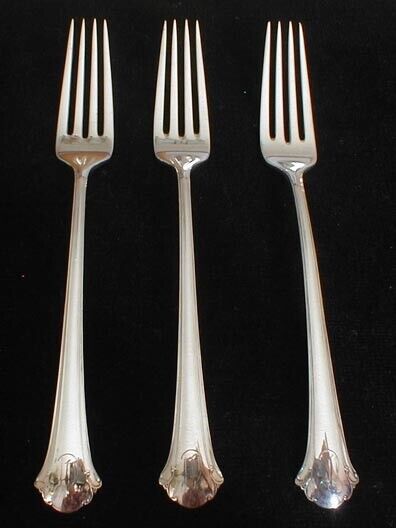 Towle CHIPPENDALE lunch forks - 3 mono C