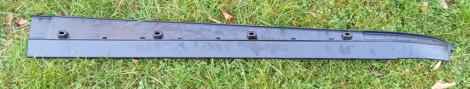 Ferrari 550 Right Door Step Kick Plate Sill Panel_64552200_575_RH Side_GENUINE
