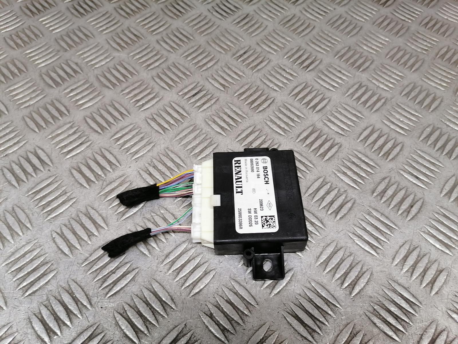259903396R Electronics Module Renault MEGANE IV Fastback 1056194 