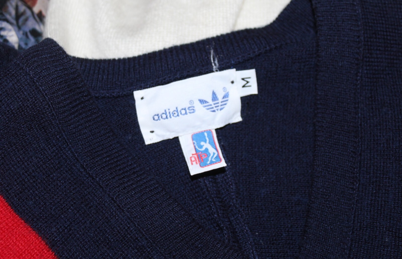 Adidas VINTAGE 1970s 80s Sz M ATP TENNIS V-Neck Sweat… - Gem