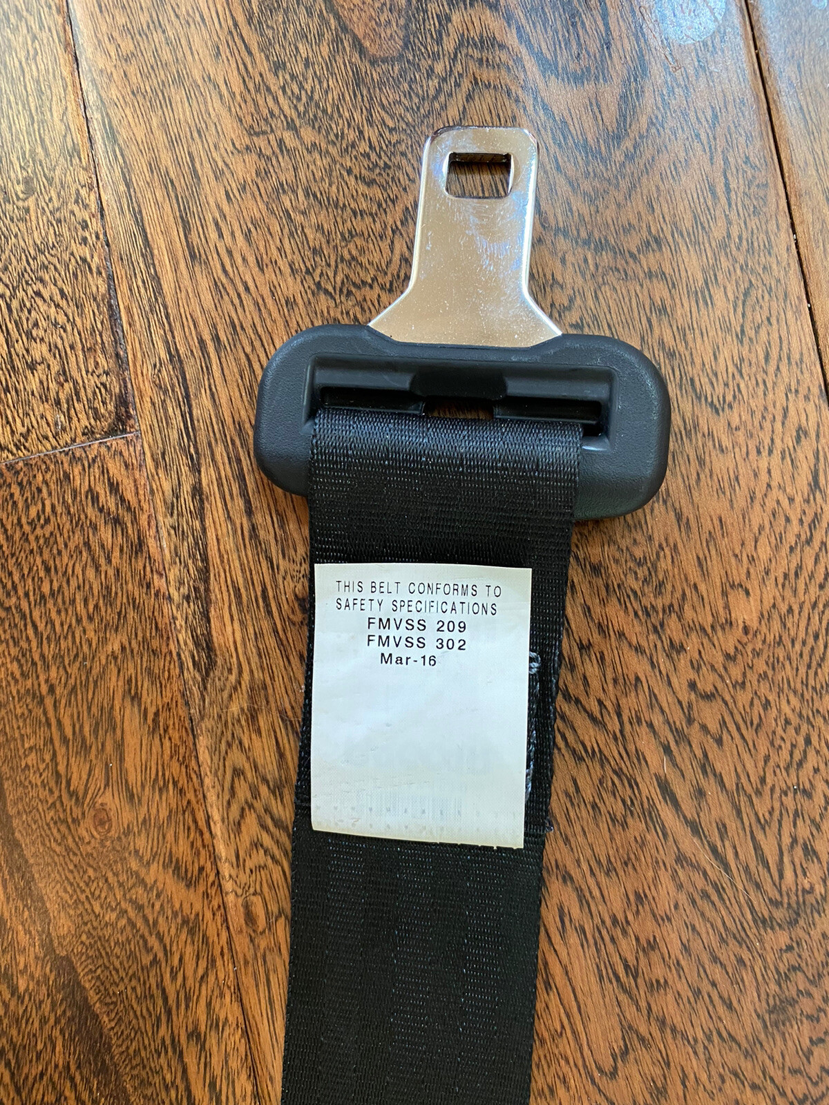 Paccar seat belt male end F122698 S841075101.Used. eBay