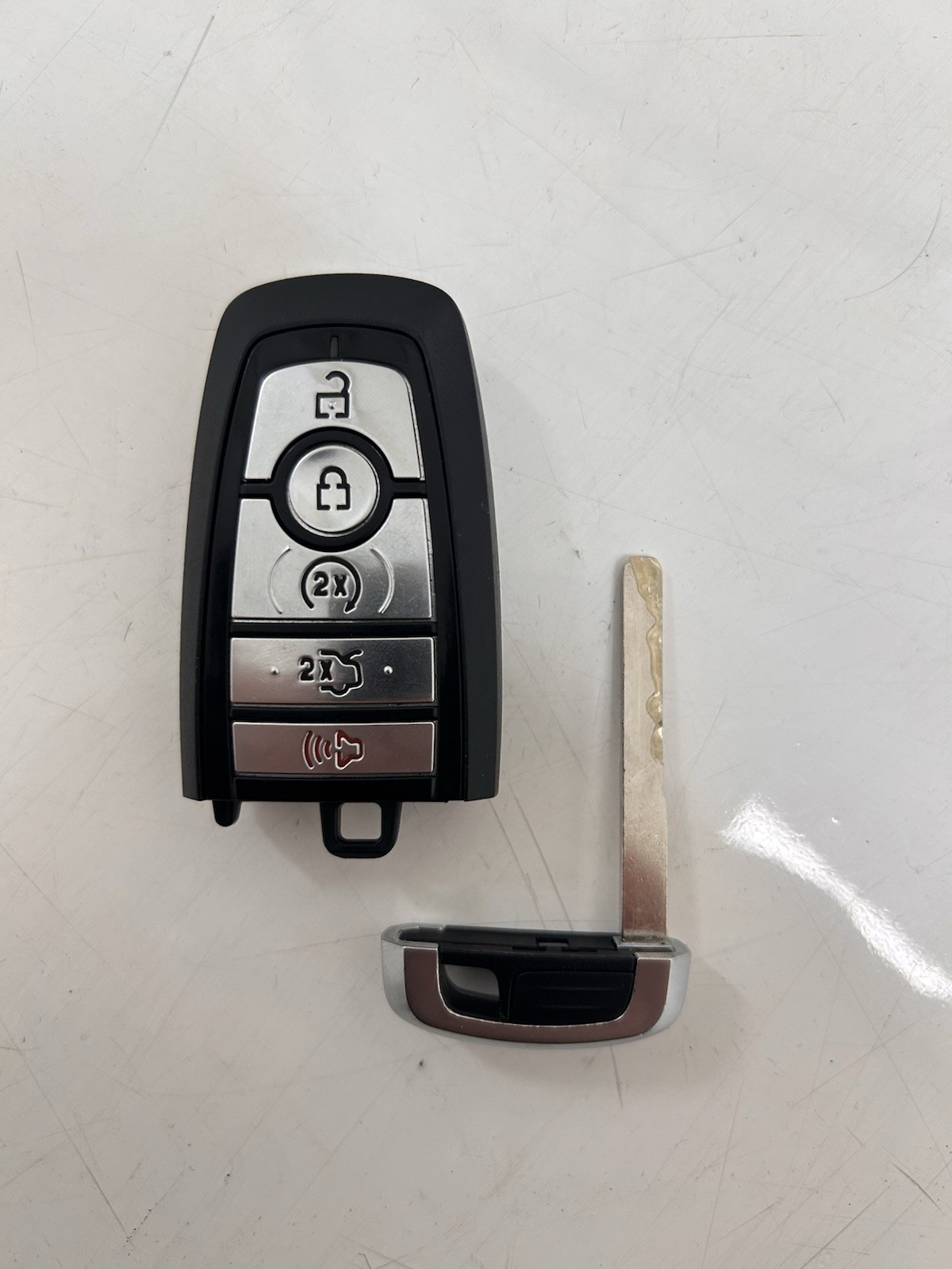 Ford Smart Key 5 Buttons Fob FCC M3N-A2C931426
