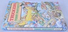 Product Image: TRUCKERS TERRY PRATCHETT SIGNED FIRST EDITION 1989 HARDBACK DUSTWRAPPER BOOK