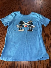Boys Size 5 Disney Mickey Minnie Mouse Short Sleeve Blue Valentines Day Shirt