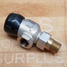 Honeywell V110F Bronze Nickel-Plated Thermostatic Radiator Valve, 1/2" NPT - NEW