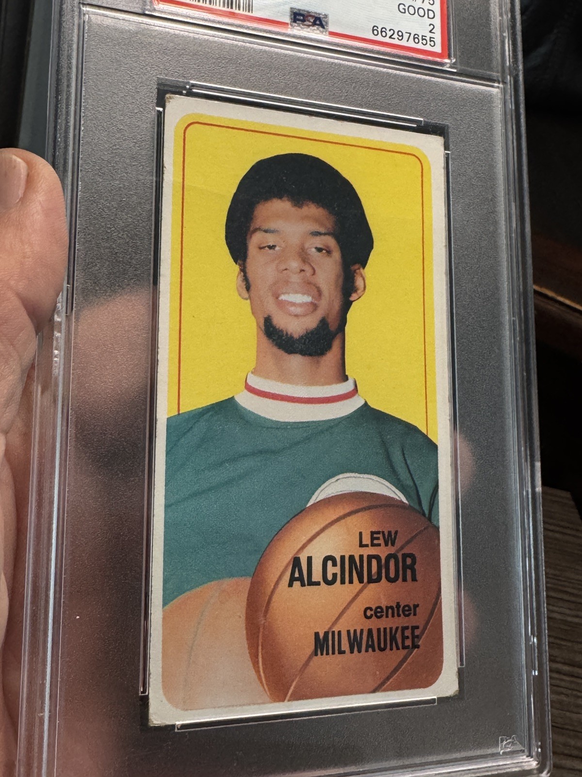 1970-71 Kareem Abdul-Jabbar Lew Alcindor PSA 2  #75 2nd Year HOF view 8