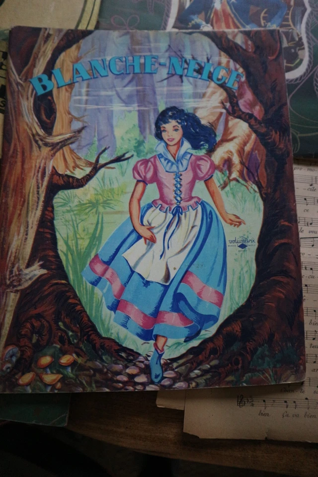 lot de 5 anciens livres pour enfants BLANCHE NEIGE LA FONTAINE ILE AU TRESOR - Photo 4/4