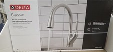 Delta 19810-SS-DST Classic Single-Handle Pull-Down Kitchen Faucet Stainless