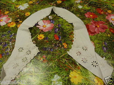 Vorhersage Kragen, Stickereien, Gänseblümchen Handarbeit!!tolle alte Arbeit
