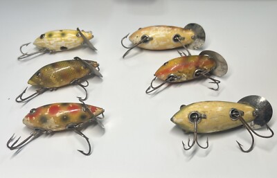 6) Tough Heddon 1900 Baby Crab Wiggler Lure Strawberry MI c 1920s
