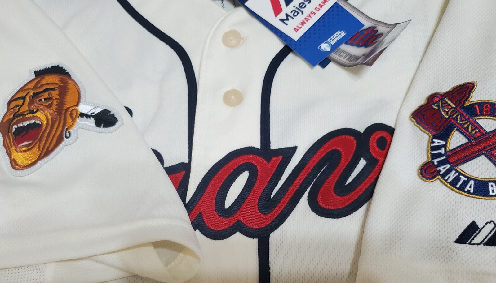 Authentic Majestic 52 2XL, ATLANTA BRAVES IVORY COOL BASE GREG MADDUX