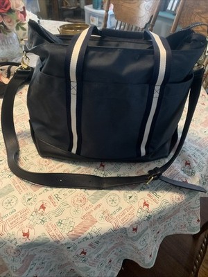 Martha Stewart ''The Perfect Bag'' large nylon Overnight New Navy 12x20